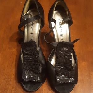 Black heels with sequins